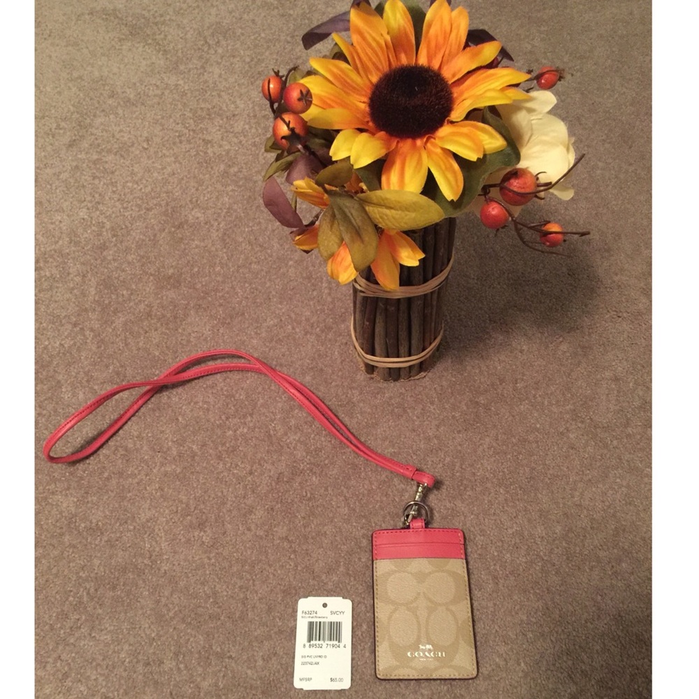 Coach Lanyard ID Badge Holder 💕